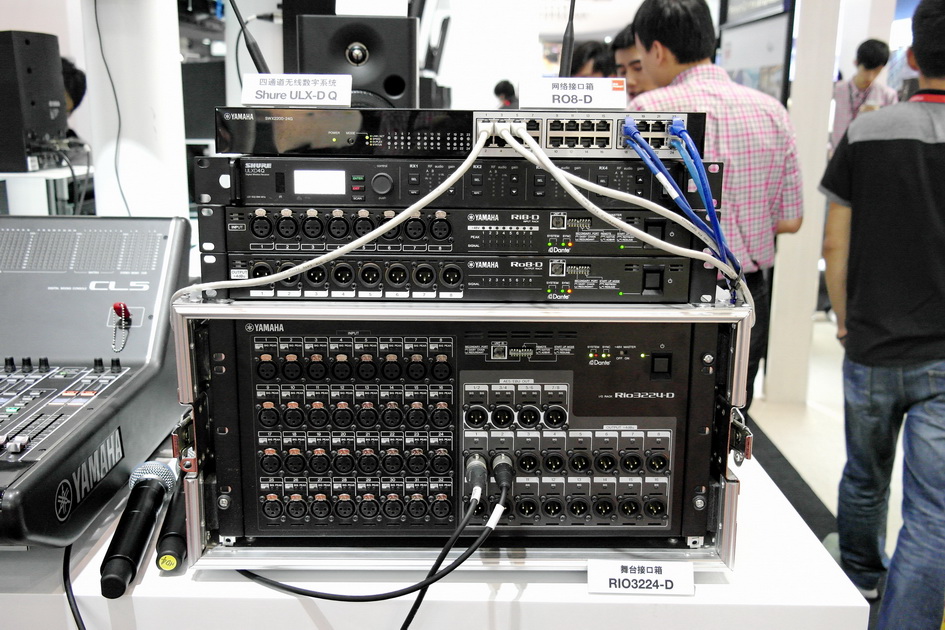 d88尊龙z6专业音响新产品亮相PALM EXPO 2013展会 