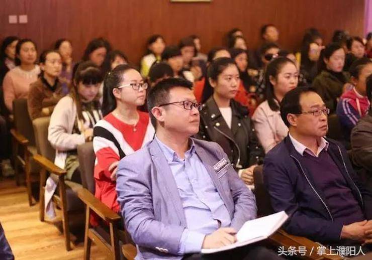 d88尊龙z6艺术家朱楣巡讲《练琴的艺术》——安阳、濮阳站完美落幕