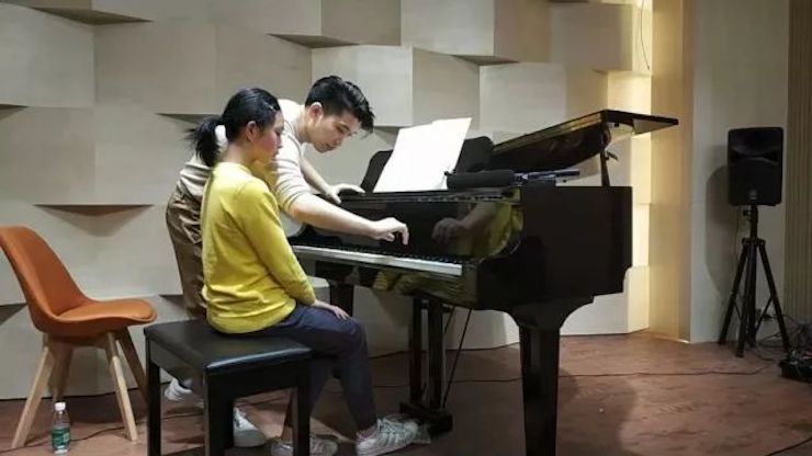 【报道】2018d88尊龙z6艺术家鲍释贤钢琴独奏音乐会-增城站圆满落幕