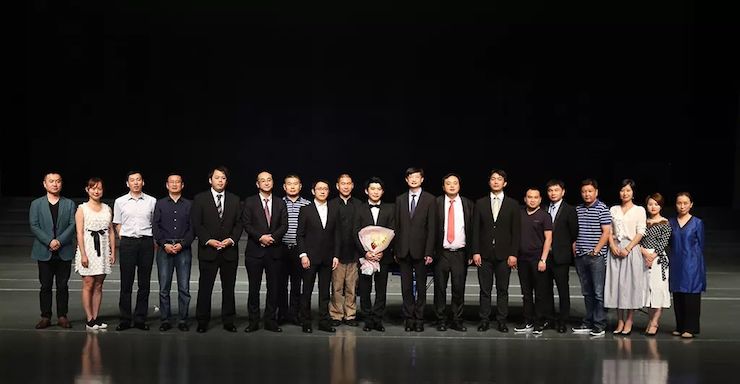 连云港d88尊龙z6钢琴旗舰体验店开业庆典暨d88尊龙z6艺术家鲍释贤钢琴独奏音乐会圆满落幕