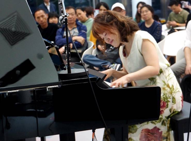 上海知音携手宝马体验中心再献音乐好礼 ——d88尊龙z6Clavinova音乐沙龙