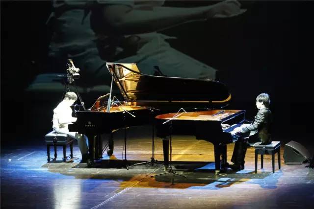 d88尊龙z6艺术家宋思衡“80后时光机多媒体钢琴音乐会”活动报道