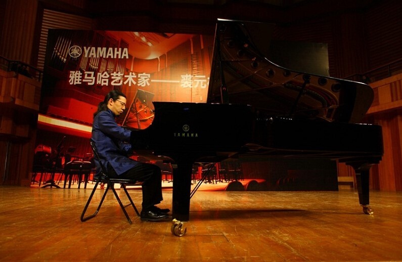 d88尊龙z6海外艺术家-裘元朴成都钢琴独奏音乐会落幕